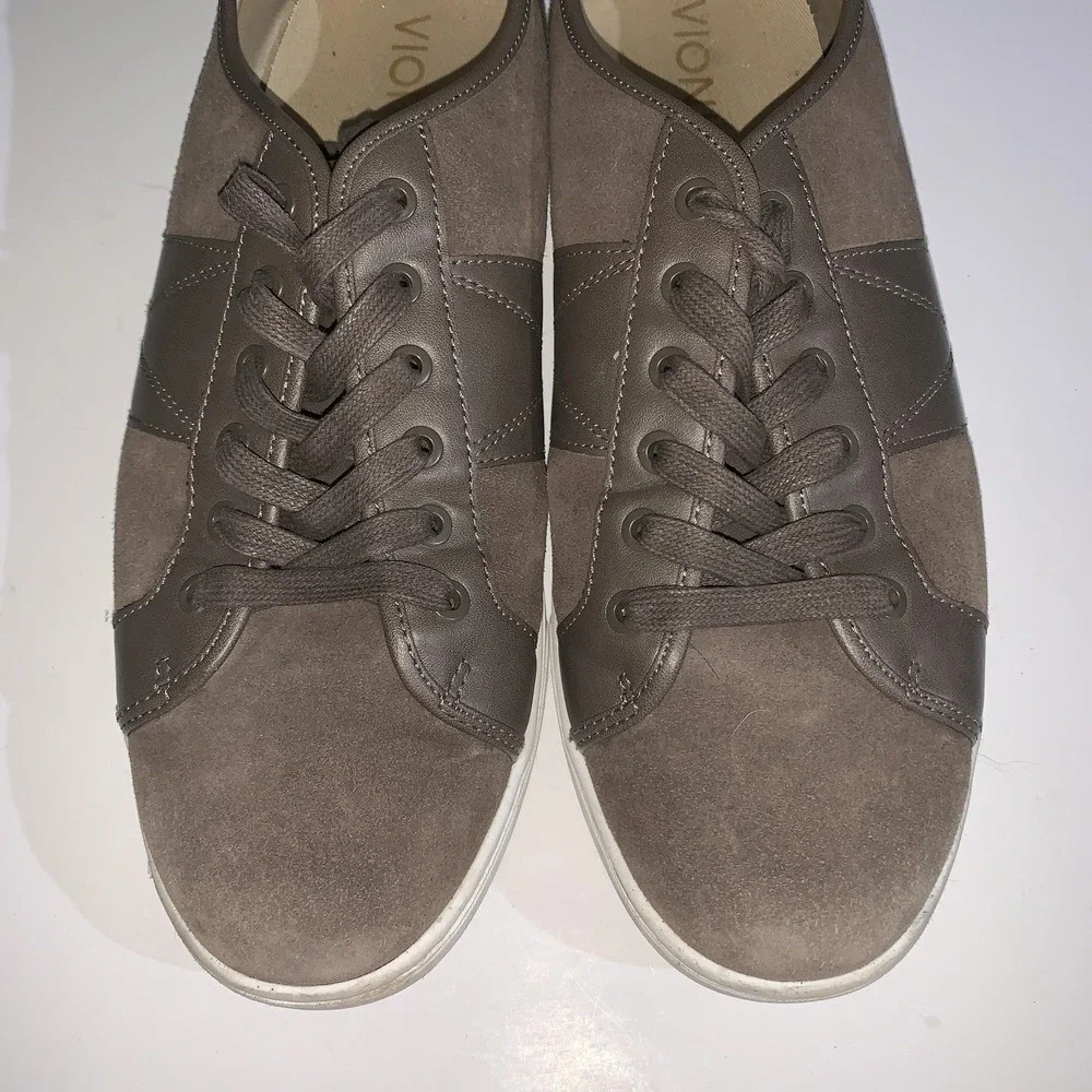 Vionic Jerome Suede Shoes Mens Size 11.5 Brown Lace Up Casual Comfort Sneakers